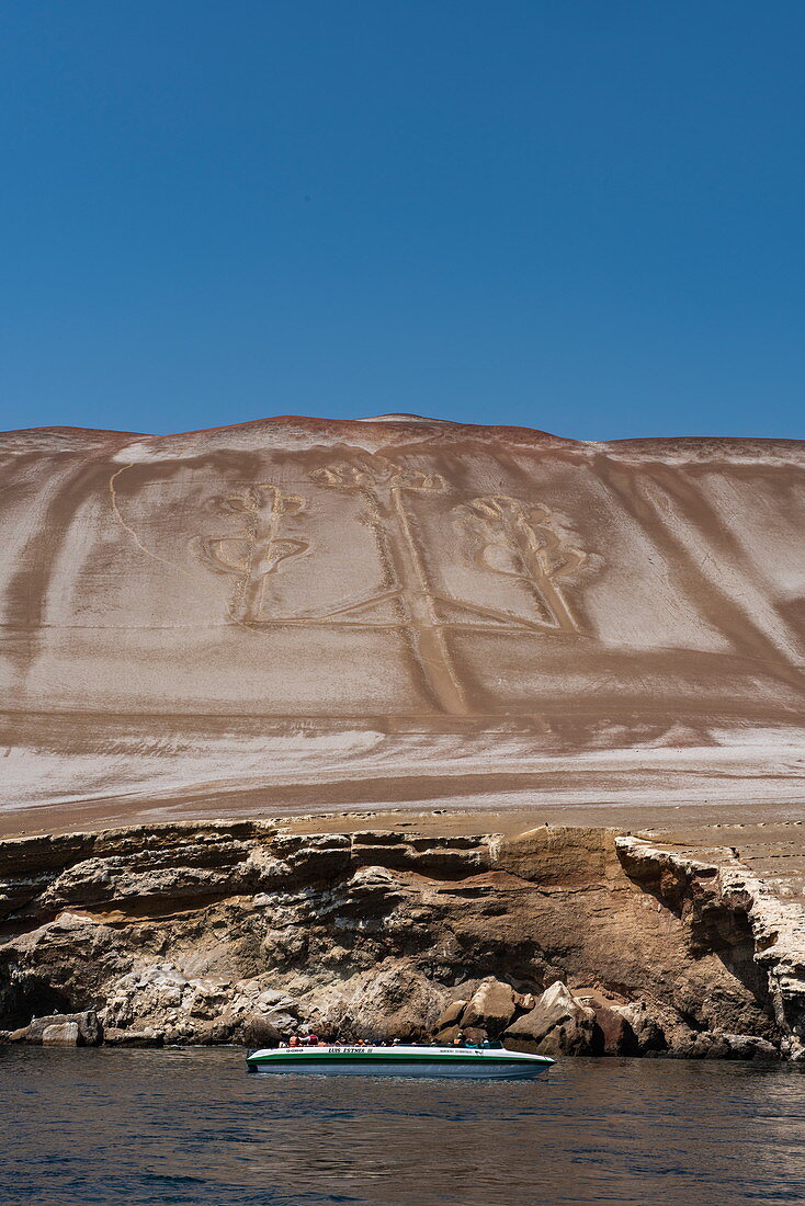 The Paracas Candelabra (candelabra of the Andes) can best be viewed from a tour boat to the nearby Ballestas Islands, near Paracas, Ica, Peru, South America