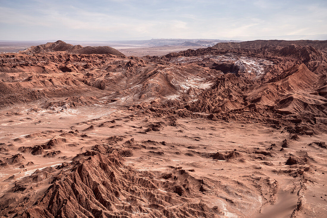 Blick auf das „Valle de la Muerte“ (Death Valley, Todestal) , San Pedro de Atacama, Atacama Wüste, Region Antofagasta, Chile, Südamerika