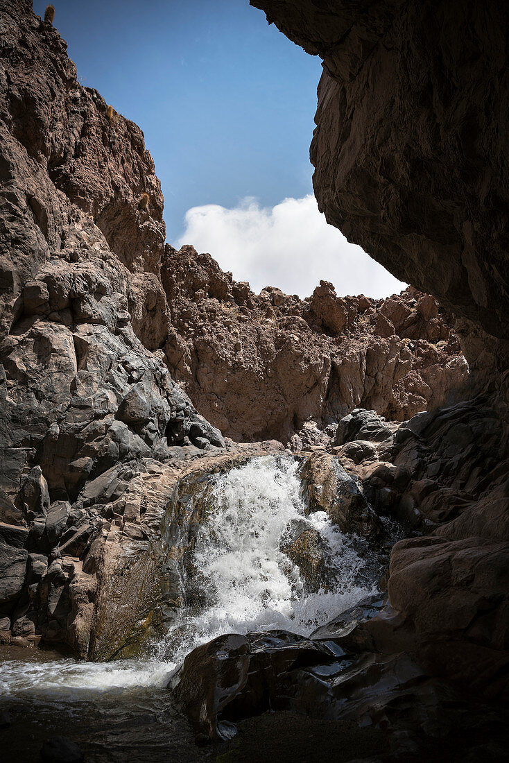 Wasserfall im Cañon de Guatin, Atacama Wüste, Region Antofagasta, Chile, Südamerika