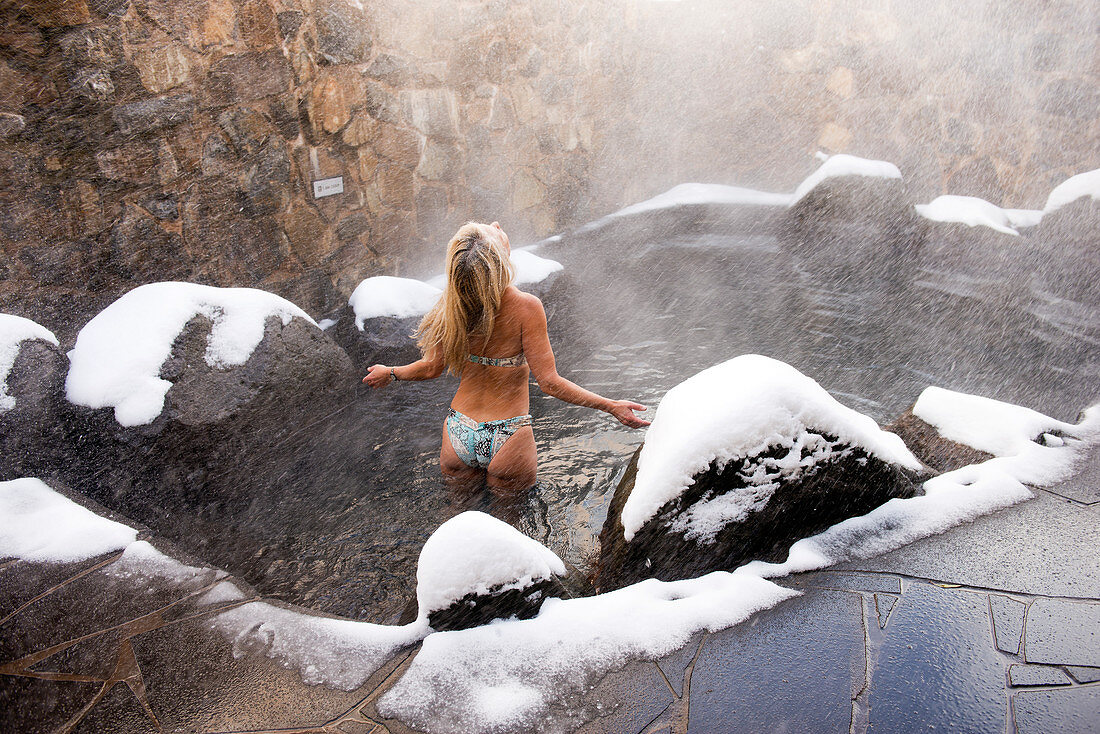 Onsen im Skidorf Dinner Plain im Mount Hotham Skigebiet, Victoria, Australien