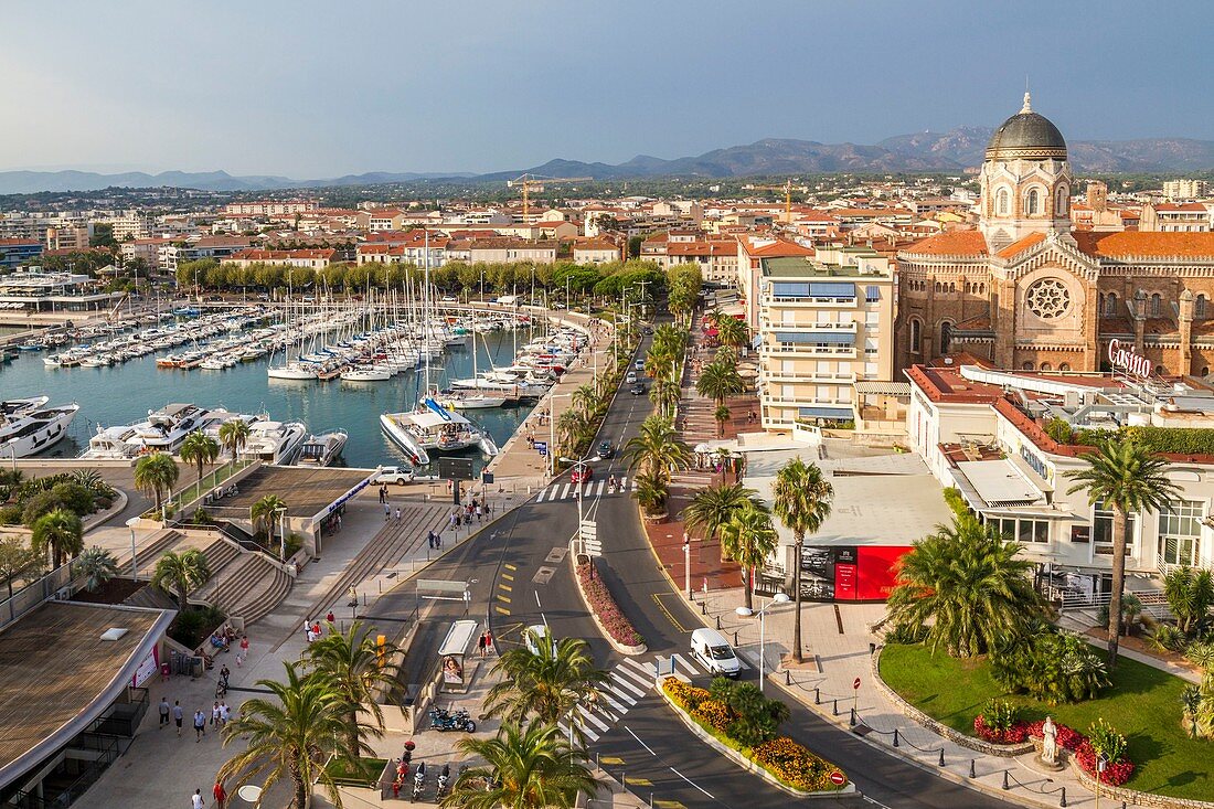 France, Var, Saint Raphaël, the old harbor and the Basilica Notre-Dame of Victoire