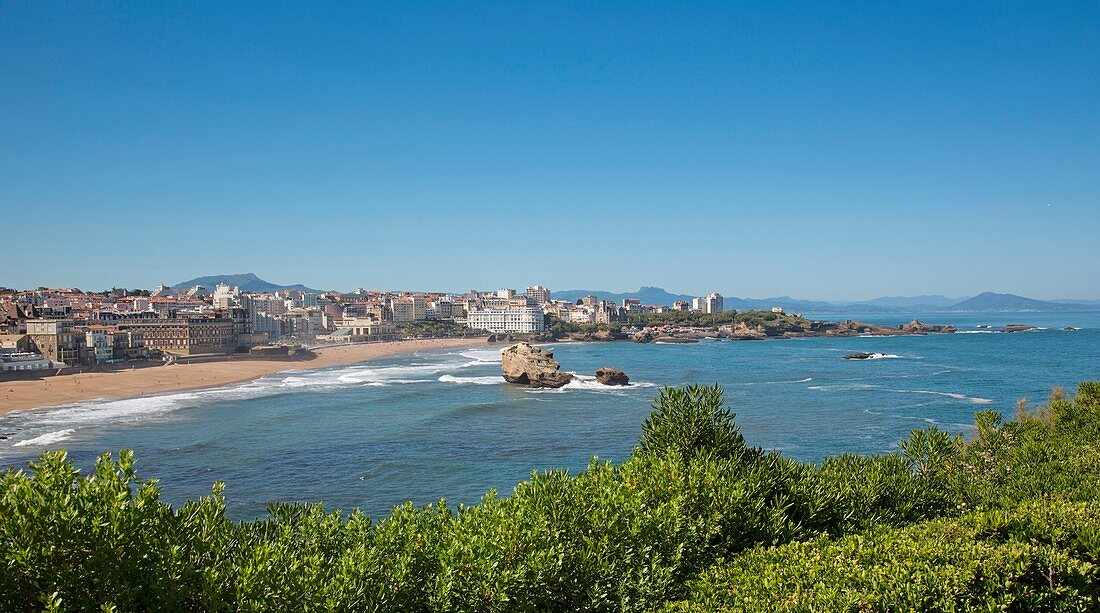 France, Pyrennees Atlantique, Basque Country, Biarritz, view of the Grande Plage and the city with the casino