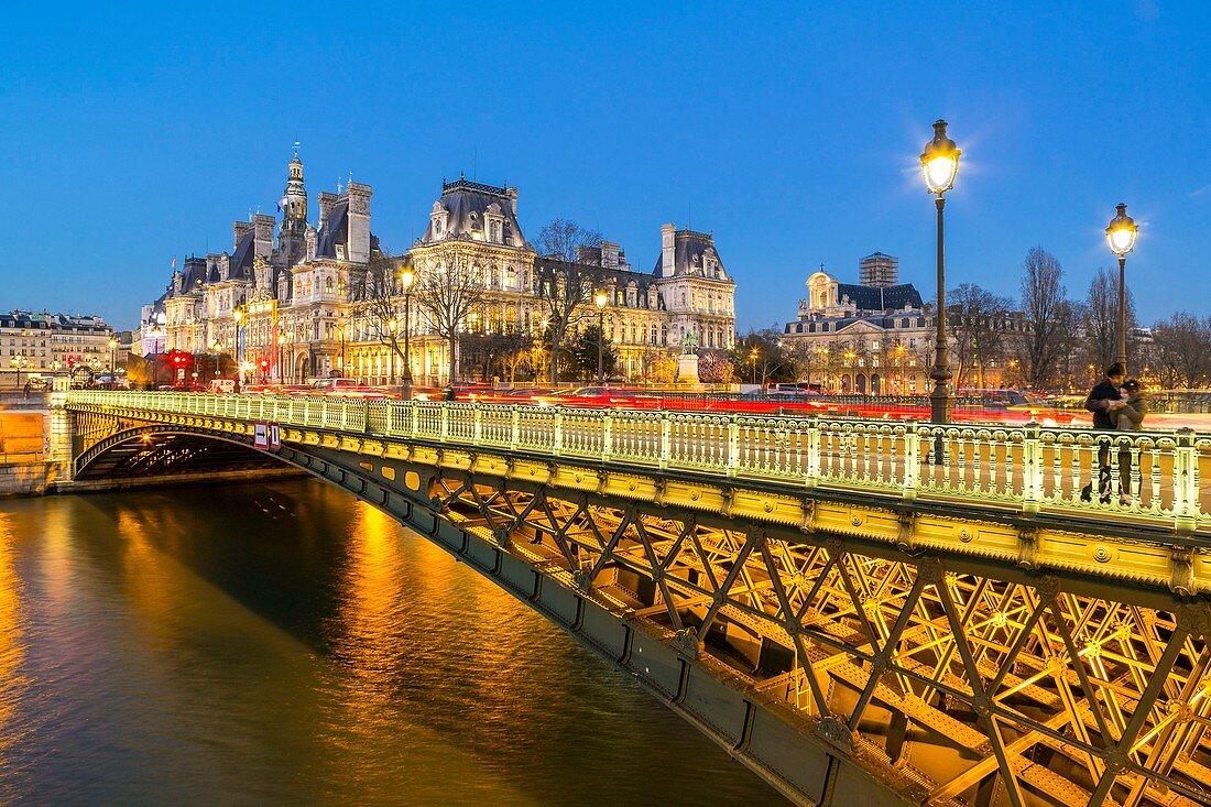 France, Paris, area listed as World Heritage by UNESCO, Arcole Bridge and the City Hall of Paris