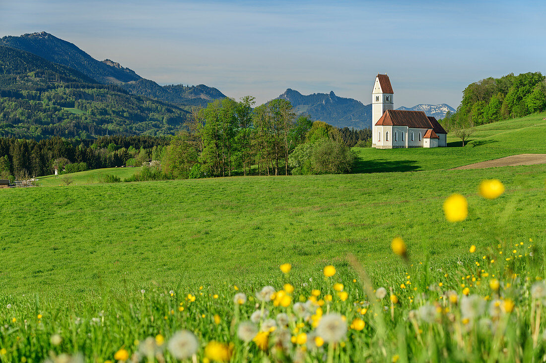 Church of St. Florian in front of Heuberg, Chiemgau Alps, Chiemgau, Upper Bavaria, Bavaria, Germany