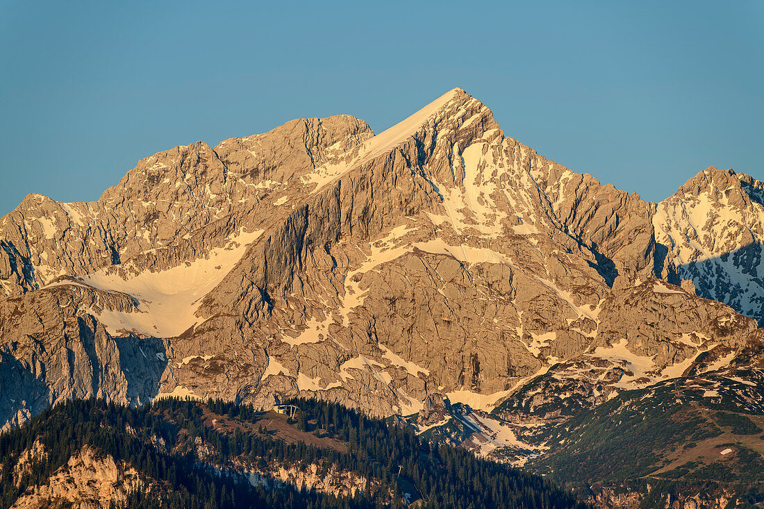 View of Alpspitze in Wetterstein, from the Wank, Estergebirge, Werdenfels, Bavarian Alps, Upper Bavaria, Bavaria, Germany