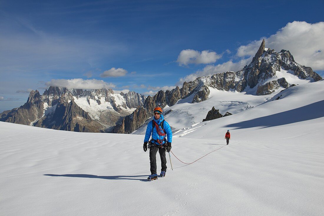 France, Haute-Savoie, Chamonix, alpinists on the Géant glacier, Mont-Blanc range