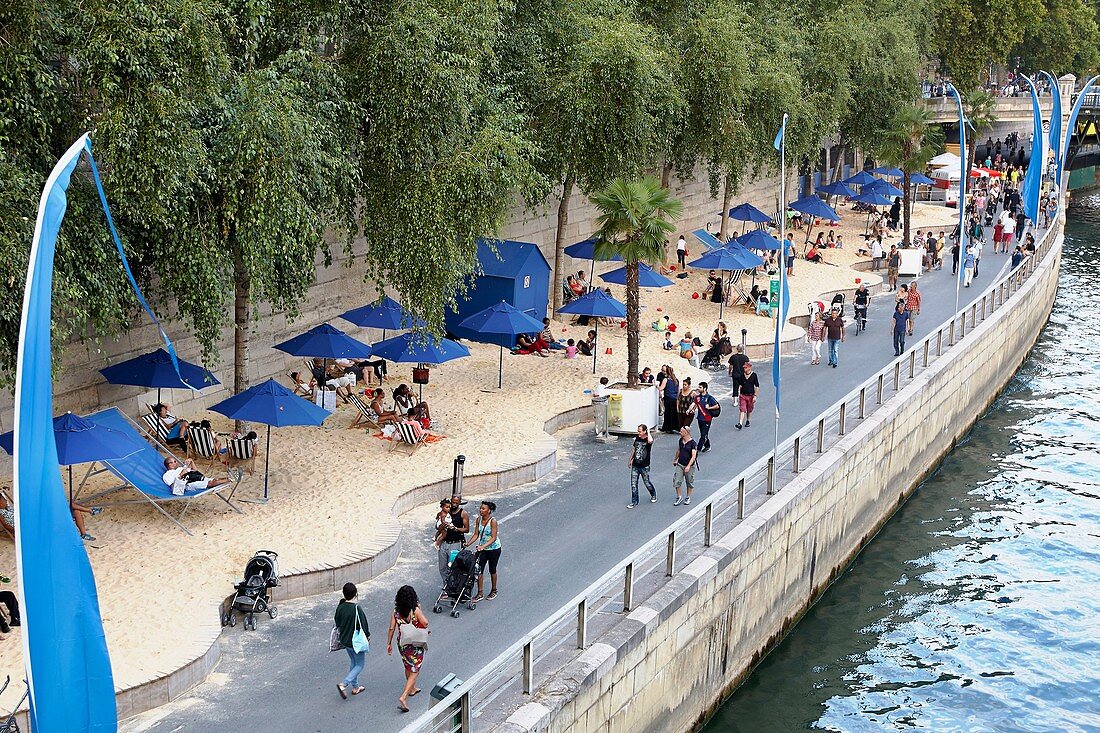 France, Paris, area listed as World Heritage by UNESCO, right bank of the Seine, Paris Beaches