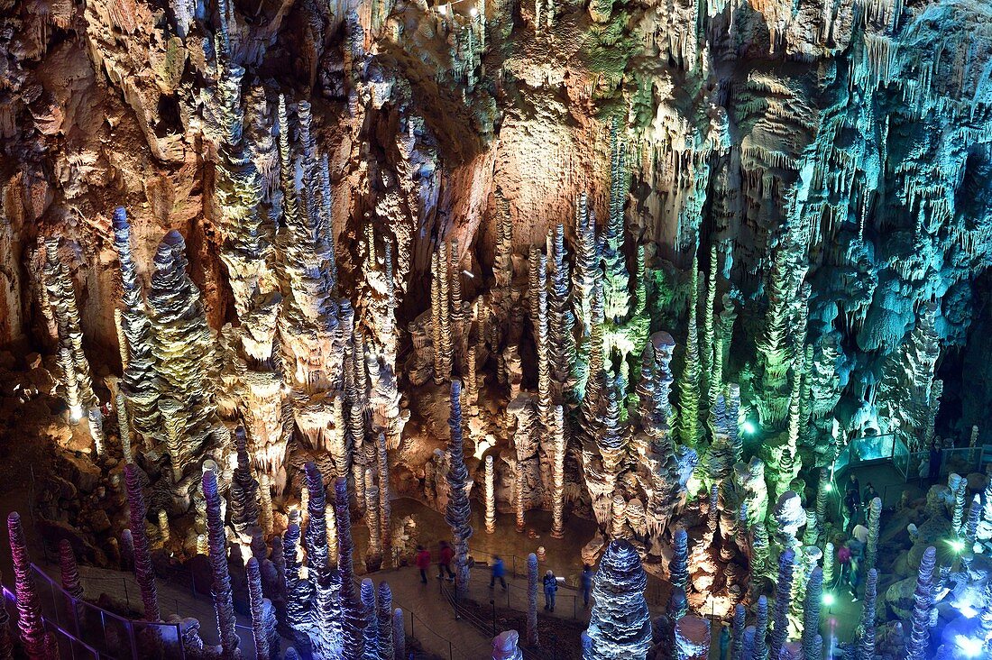 Frankreich, Lozère, Causses und Cevennen, mediterrane Kulturlandschaft, UNESCO Weltkulturerbe, Meyrueis, Höhle Aven Armand auf Causse Mejean