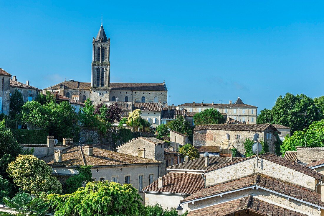 Frankreich, Gironde, La Reole, Etappe auf dem Weg von Santiago de Compostela, Kirche St. Pierre aus dem 12. Jahrhundert