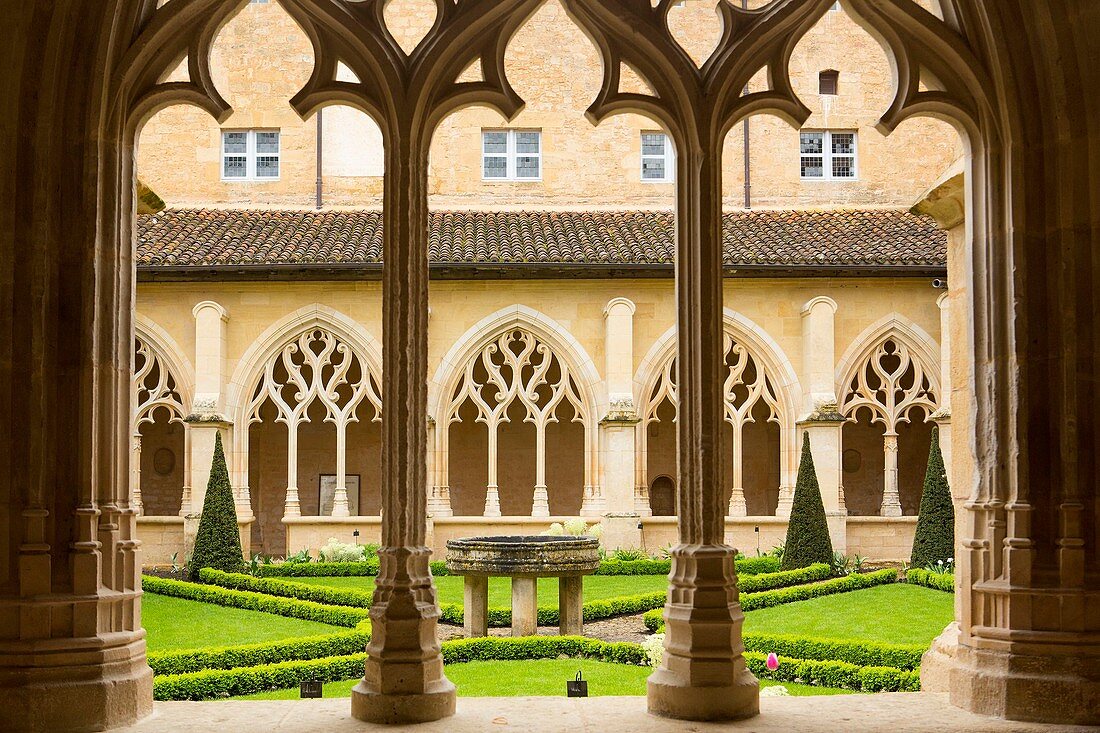 France, Dordogne, Perigord Noir, Le Buisson de Cadouin, the cloister of the former Cistercian abbey in flamboyant gothic style located on the Chemin de Saint Jacques de Compostelle listed as World Heritage by UNESCO