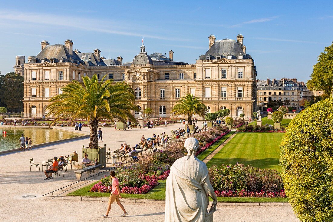 France, Paris, the Luxembourg gardens and the Senate