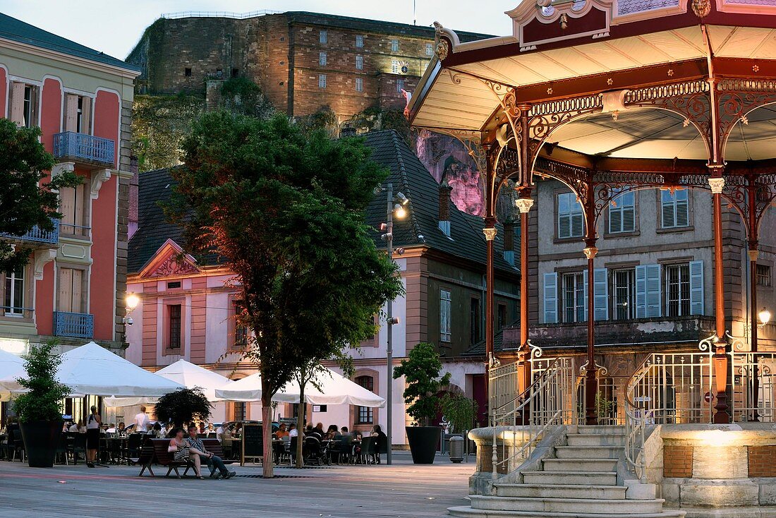France, Territoire de Belfort, Belfort, Place d Armes a summer evening, kiosk, castle
