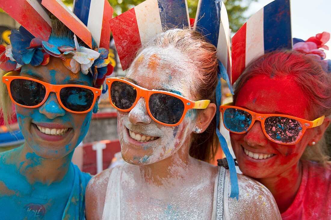 Frankreich, Bouches-du-Rhône, Barbentane, Holi Party