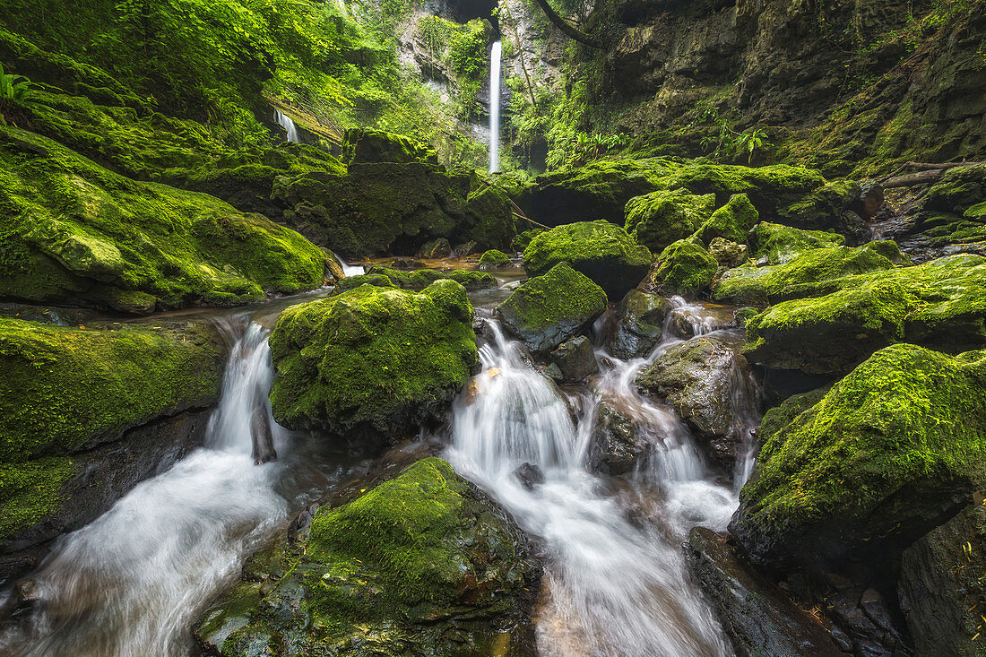 Fermona Wasserfall, Ferrera di Varese, Provinz Varese, Lombardei, Italien, Europa