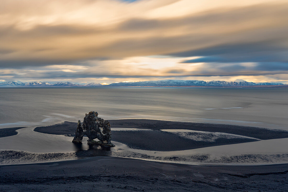 the Hvitserkur sea stack, taken with a long exposure during a cloudy winter day, Hvammstangi, Vatnsnes peninsula,  Vestur-Húnavatnssýsla county, Norduland Vestra, Iceland, Europe