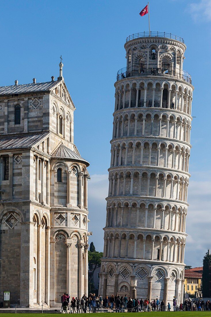 Italien, Toskana, Pisa, Piazza dei Miracoli, UNESCO-Weltkulturerbe, der Campanile oder der Schiefe Turm von Pisa