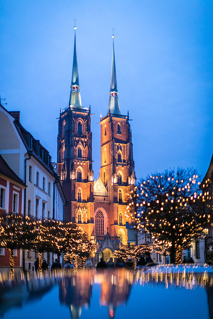 Breslauer Dom am Abend, Kathedrale St. Johannes des Täufers, Dominsel, Ostrów Tumski, Breslau, Polen, Europa