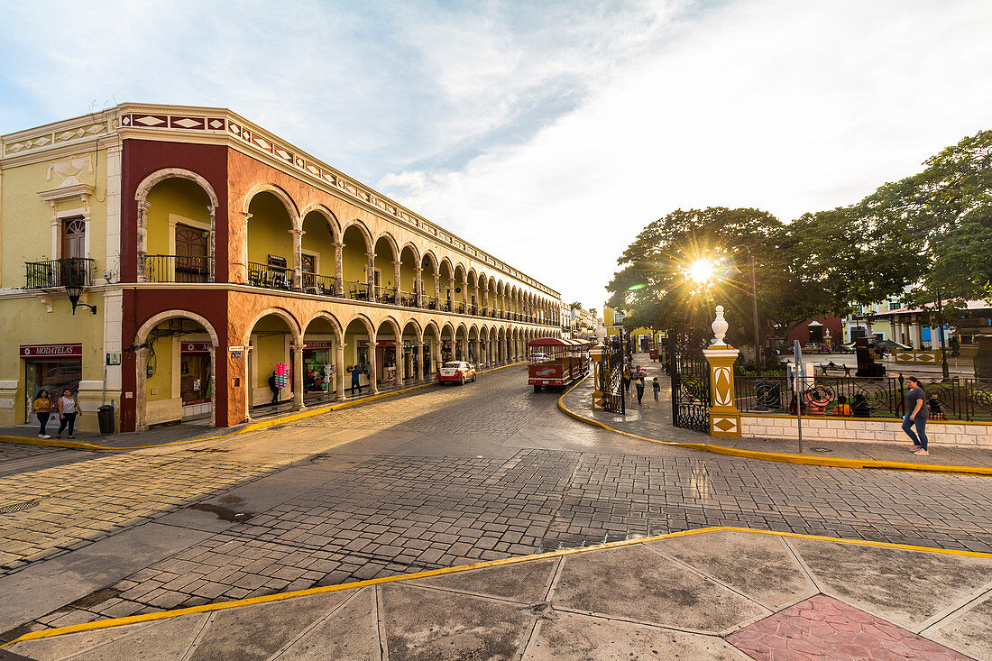 View of Plaza de la Independencia, Campeche, Yucatan Peninsula, Mexico