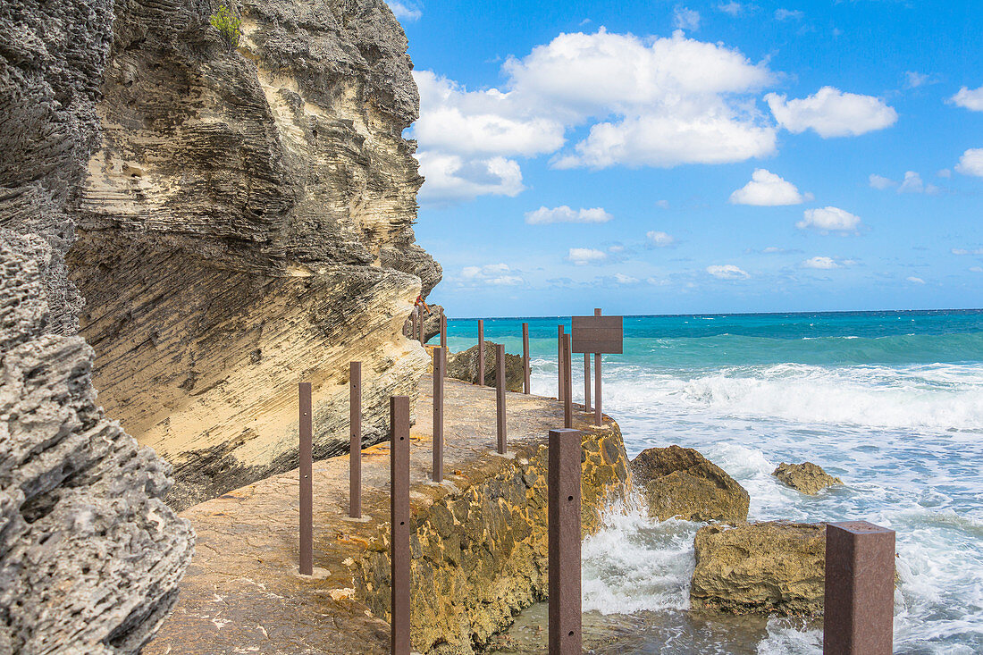 Path on the water of &quot;Punta Sur&quot; - Cape in the south of &quot;Isla Mujeres&quot;, Quintana Roo, Yucatan Peninsula, Mexico