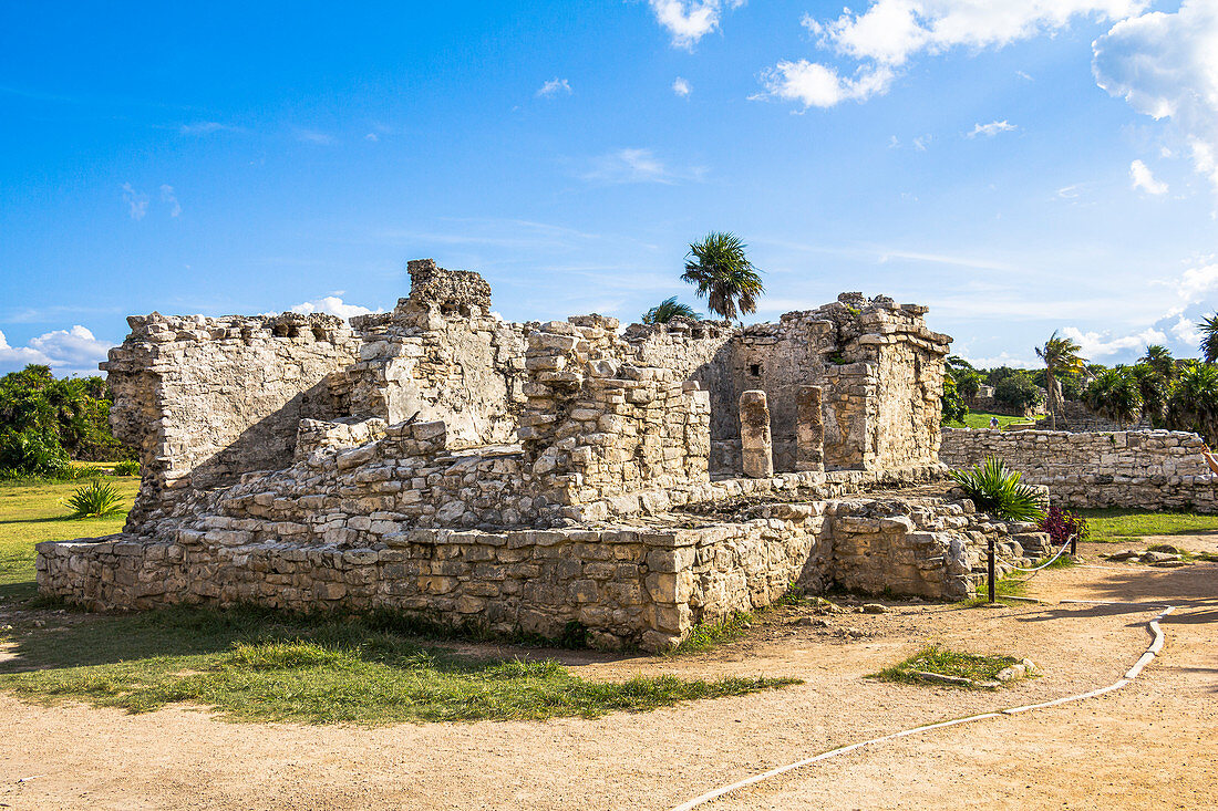 Ruins in the grounds of the Mayan sites of Tulum, Quintana Roo, Yucatan Peninsula, Mexico