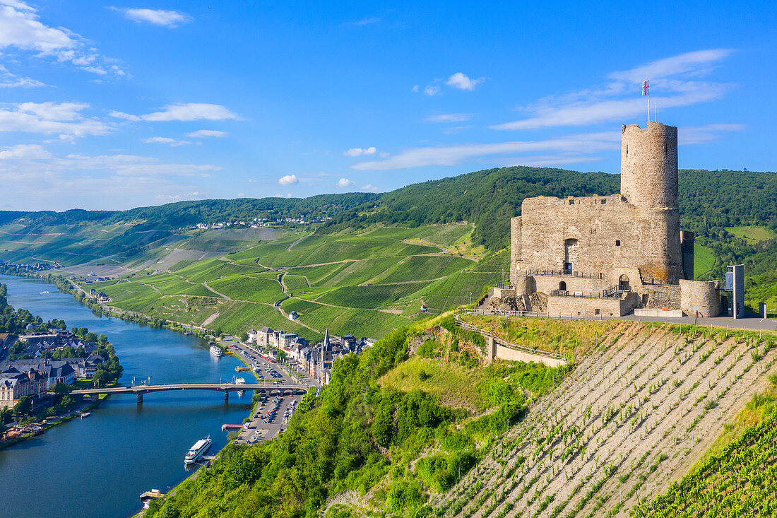 Aerial view of Landshut Castle near Bernkastel-Kues, Moselle, Rhineland-Palatinate, Germany