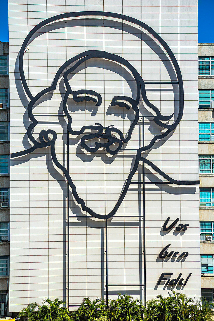 Fidel Castro Umriss an Haus am "Plaza de la Revolucion" in Havanna, Kuba