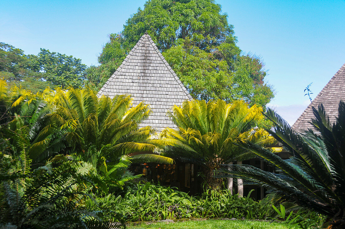 Das Hotel Shangri-La liegt  inmitten tropischer Vegetation auf Yanuca Island, Fiji