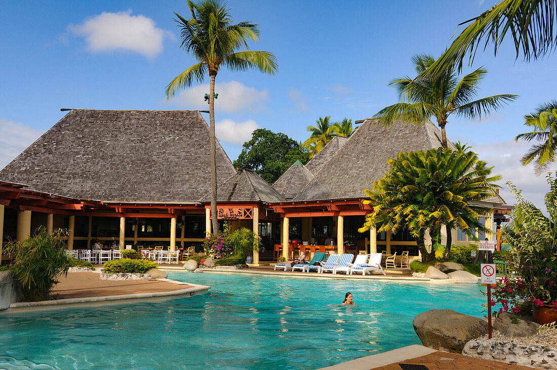 Pool area with restaurant and bar in the Hotel Shangri-La, Yanuca Island, Fiji