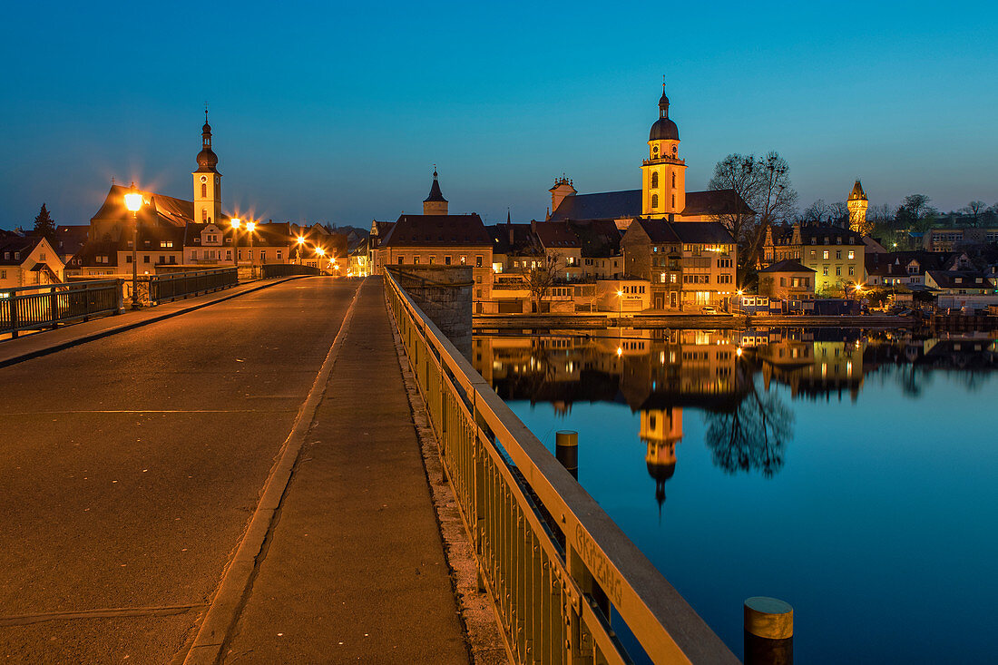 View over the Alte Mainbruecke in Kitzingen at the blue hour, Lower Franconia, Franconia, Bavaria, Germany, Europe