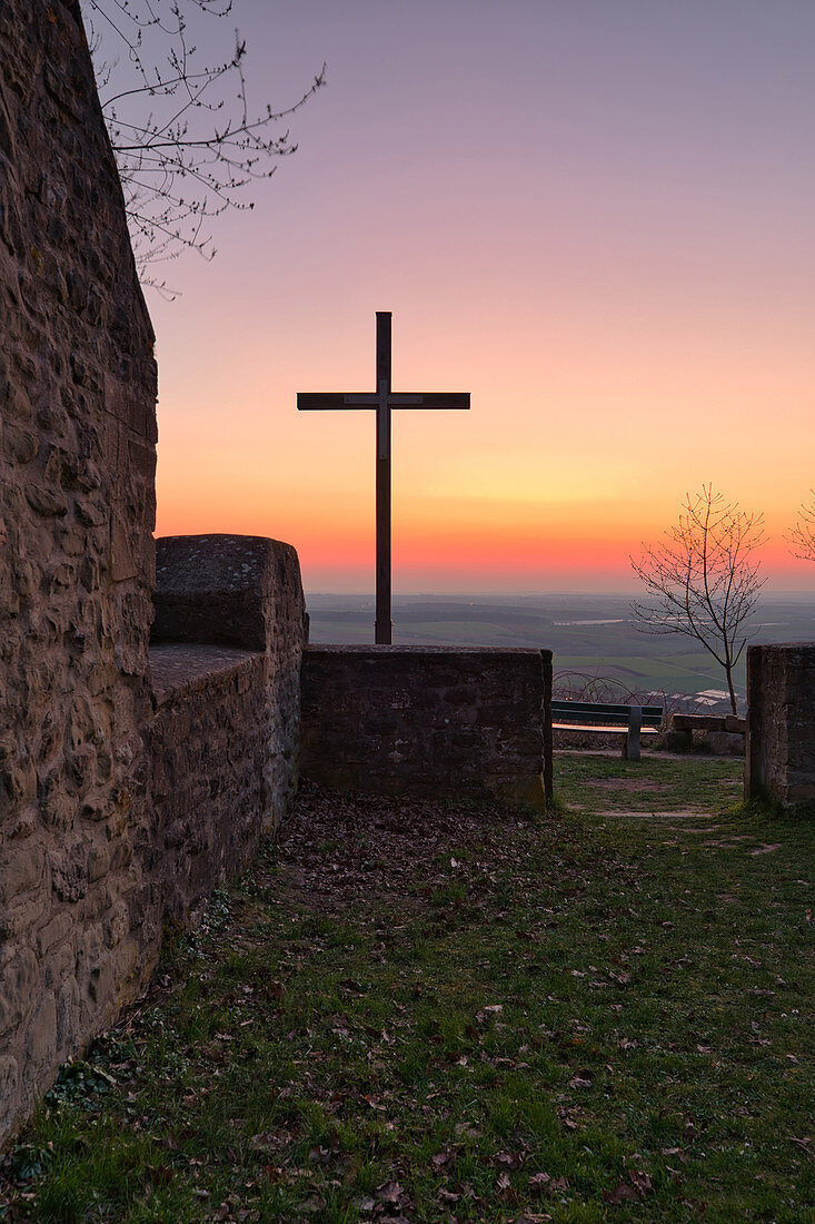 At night at the Kunigunden chapel in Weinparadies, Bullenheim, Neustadt an der Aisch, Middle Franconia, Franconia, Bavaria, Germany, Europe