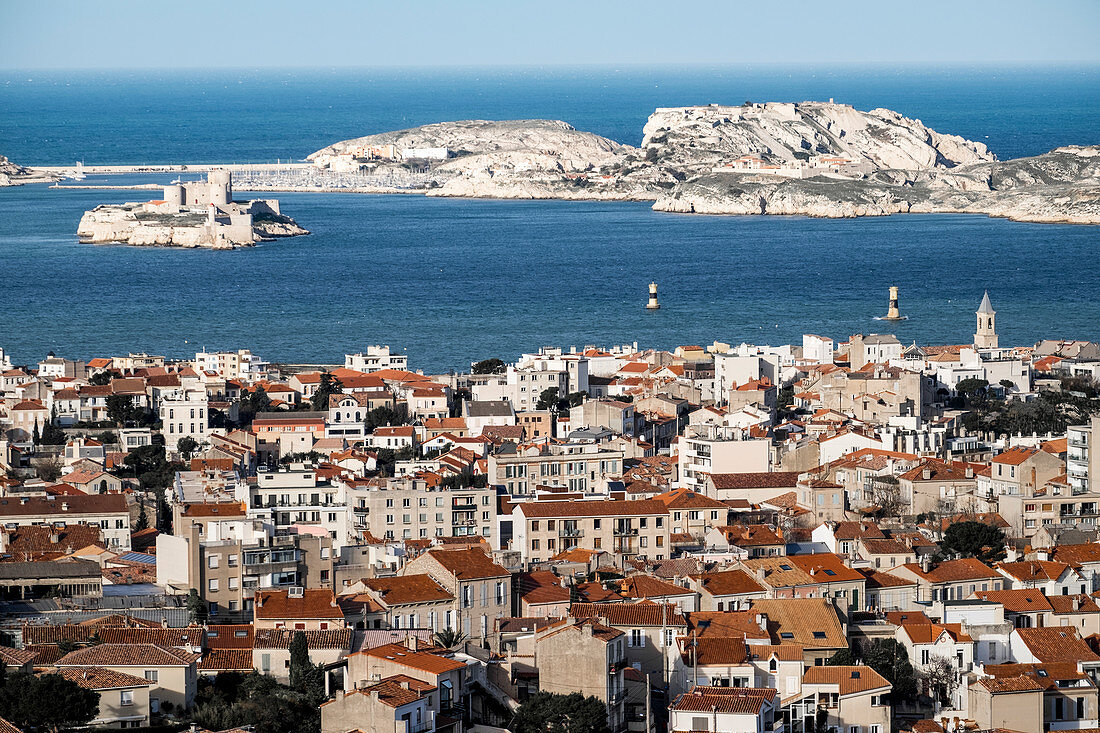 Luftaufnahme von Marseille, Frankreich, von Notre-Dame de la Garde, Frankreich