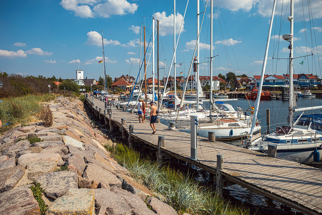 Hafen von Timmendorf auf Insel Poel bei Wismar, Mecklenburg-Vorpommern, Deutschland