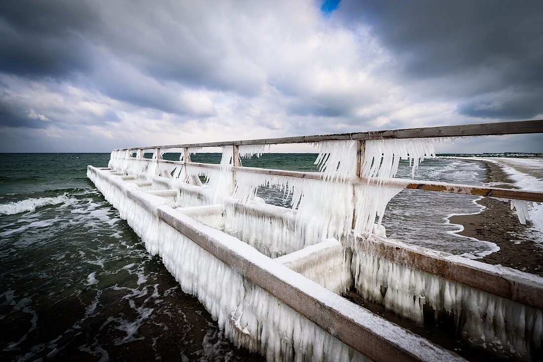 Icy bathing jetty in Heiligenhafen, Baltic Sea, Ostholstein, Schleswig-Holstein, Germany