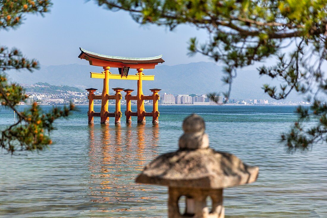 Miyajima, Itsukushima, Japan, Itsukushima-Schrein und schwimmendes Torii-Tor