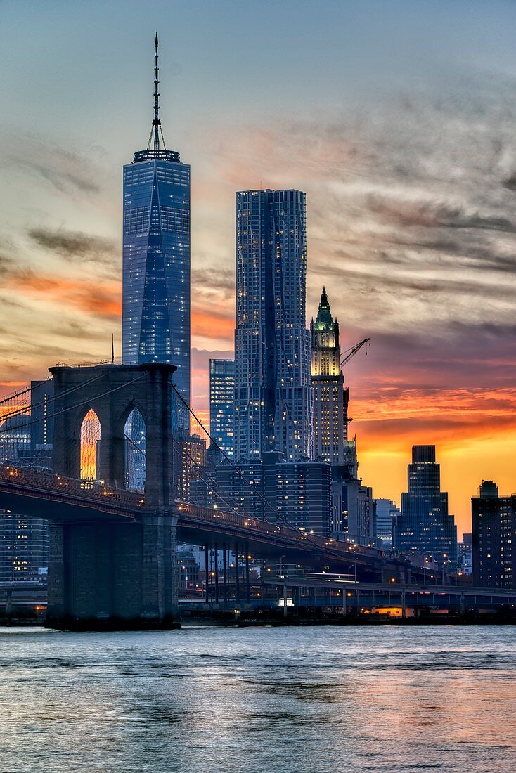 New York, Manhattan, Panorama bei Sonnenuntergang