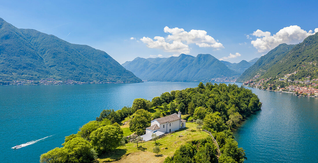Luftaufnahme der Isola Comacina, Ossuccio, Tremezzina, Comer See, Lombardei, Italien
