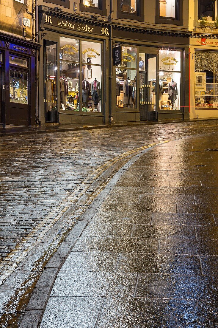 United Kingdom, Scotland, Edinburgh, listed as World Heritage, Victoria Street by night