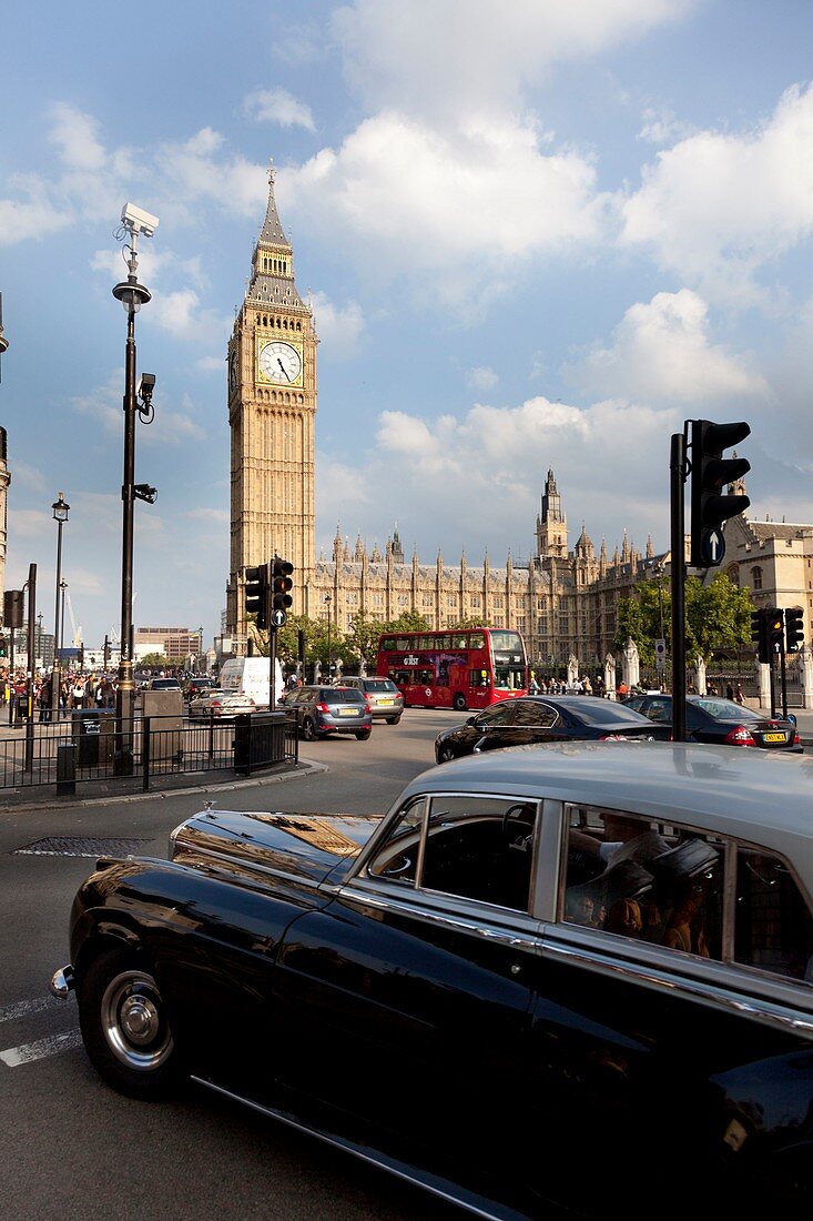 Vereinigtes Königreich, London, Glockenturm des Palace of Westminster, Big Ben, Rolls Royce