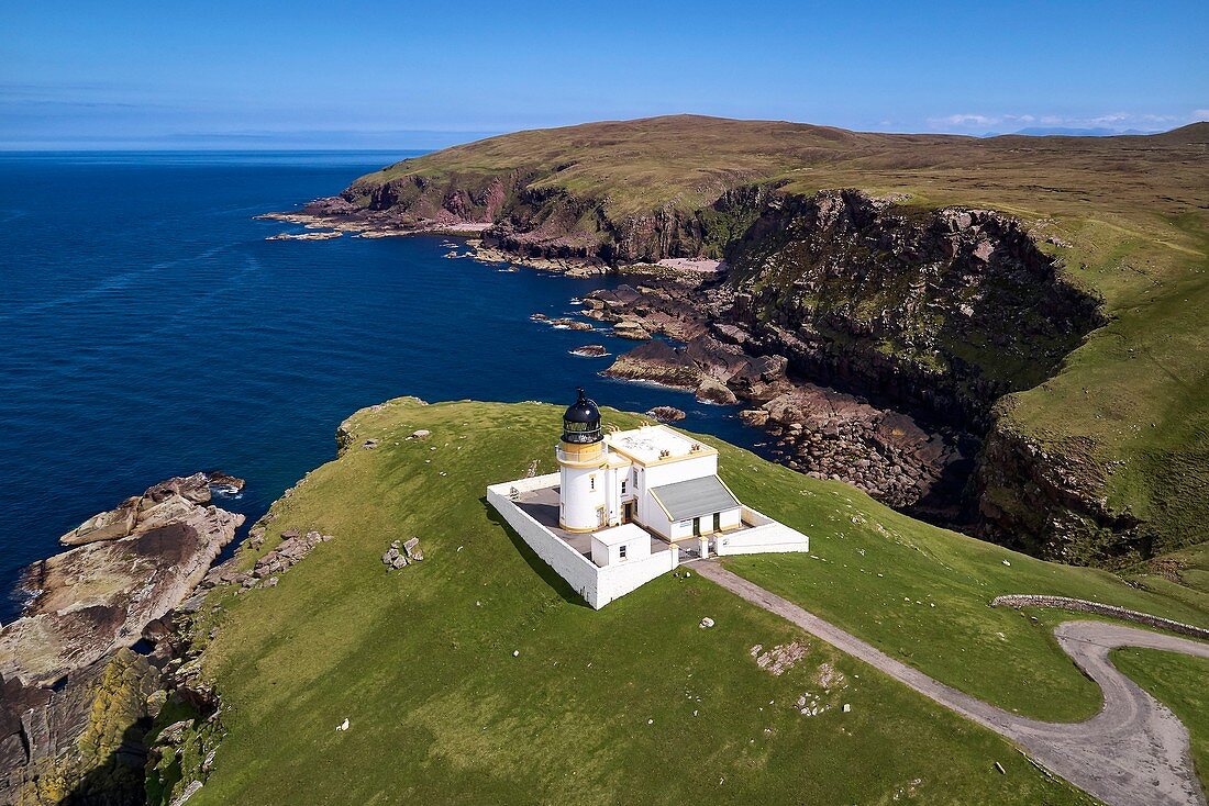 United Kingdom, Scotland, Highland, Sutherland county, Lairg, Hiker, Point of Stoer Lighthouse