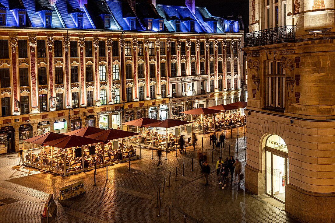 Terrassen bei Nacht, Restaurant Morel J. Et Fils, Place De L'opera, Lille, Nord, Frankreich