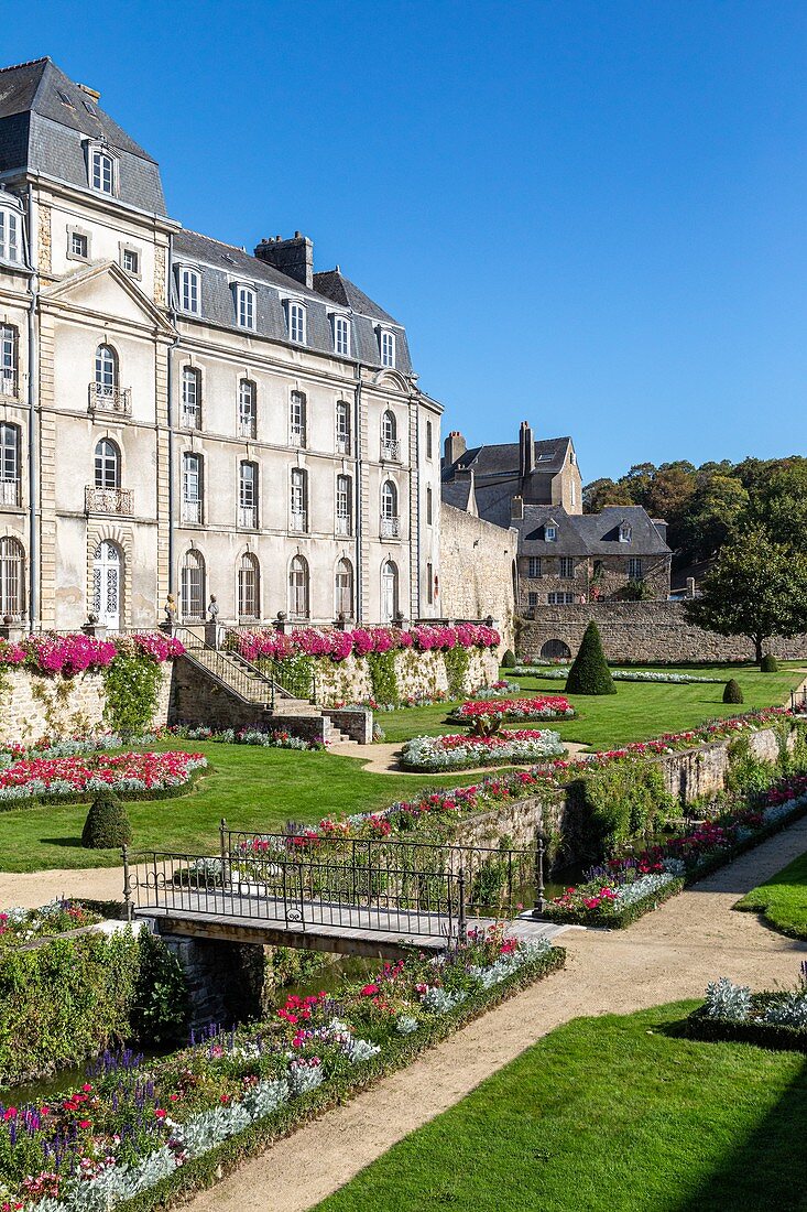 Park und Gärten des Château De L'hermine, Vannes, Morbihan, Bretagne, Frankreich