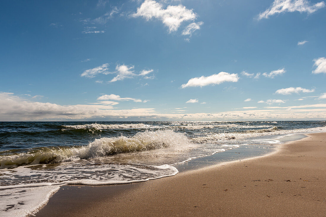 Waves, spray and light on the beach of Dahme, Baltic Sea, Ostholstein, Schleswig-Holstein, Germany