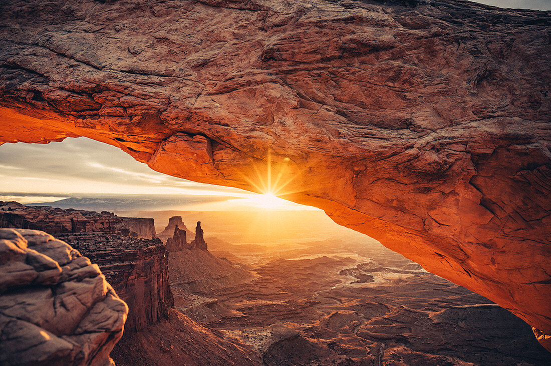 Sunrise at Mesa Arch in Canyonlands National Park, Utah, USA, North America