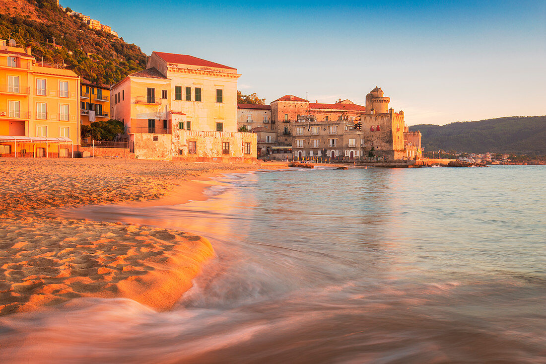 The beach of Marina Piccola at sunset, Santa Maria di Castellabate, Salerno province, Campania, Italy, Europe