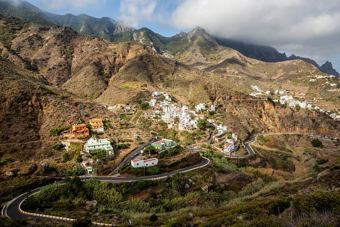 Spain,Canary Islands,Tenerife,La Fajaneta,coastal mountain view