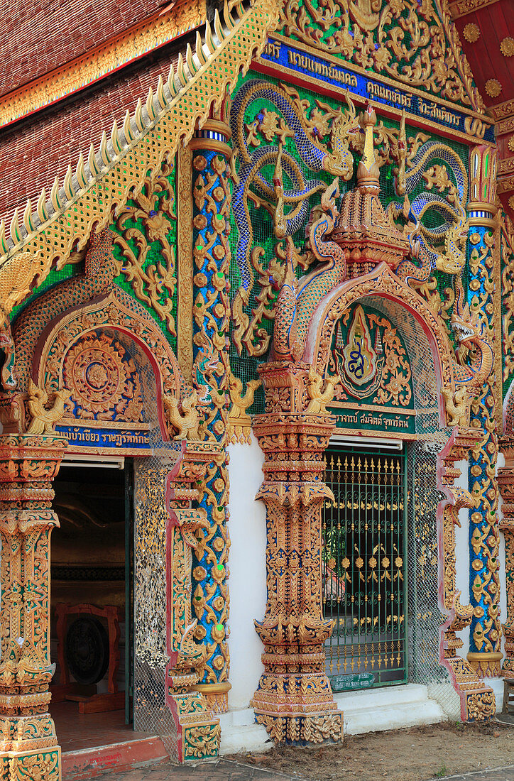 Thailand, Lampang, Wat Pong Sanuk Tai, buddhistischer Tempel