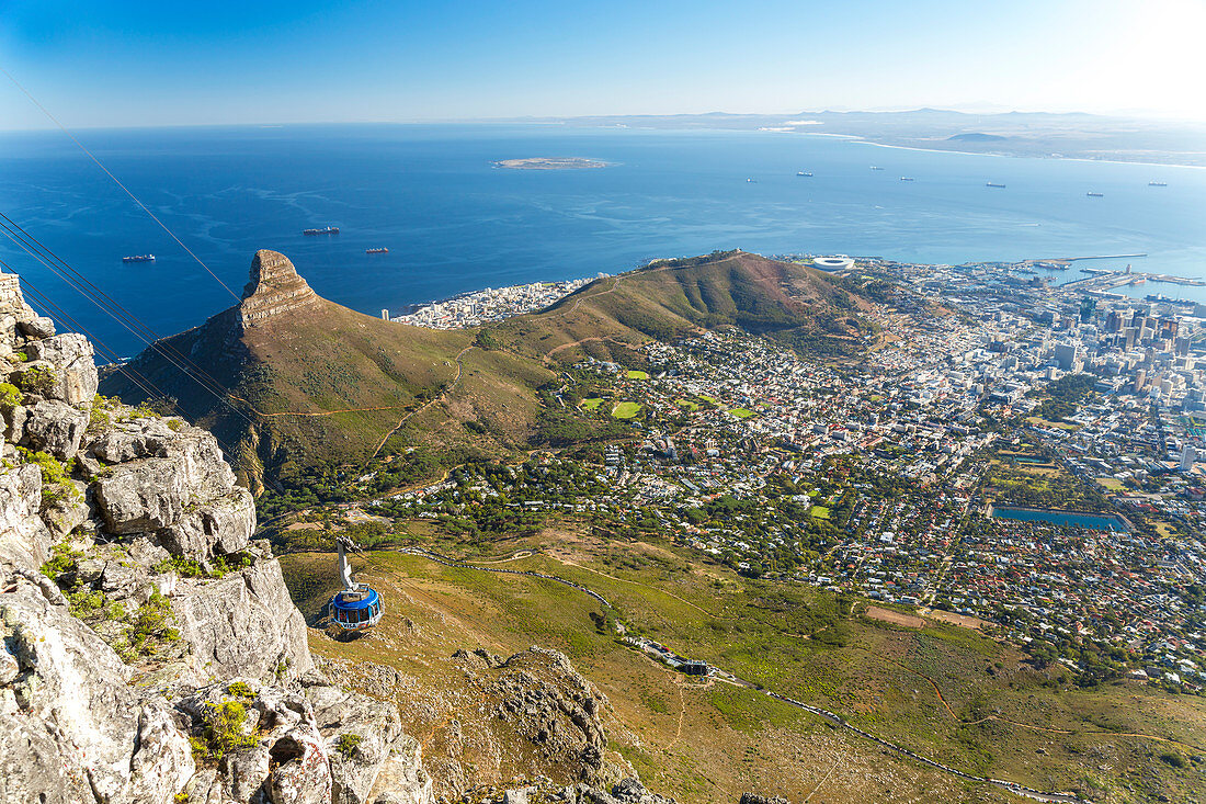 Cable car and view over Cape Town, Table Mountain, Cape Town, Western Cape, South Africa