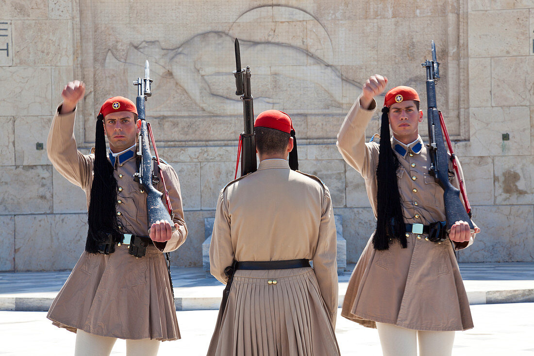 Wachablösung, Evzone Guards, Syntagma-Platz, Athen, Griechenland