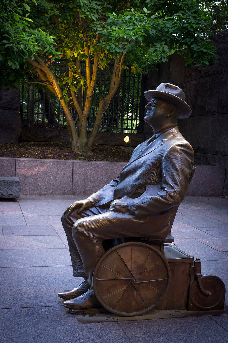 Franklin D Roosevelt statue at the FDR Memorial , Washington DC, USA, North America