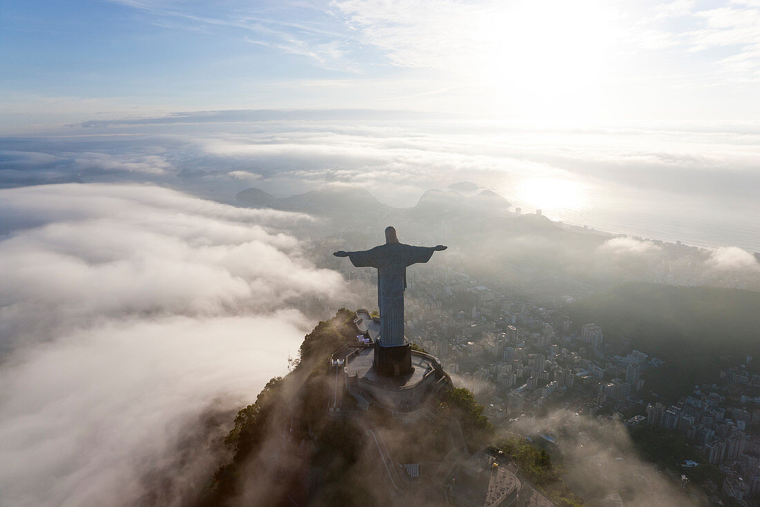 Luftaufnahme der Statue 'Christus, der Erlöser', Corcovado, Rio de Janeiro, Brasilien